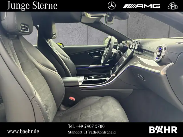 Mercedes-Benz 220 view 5
