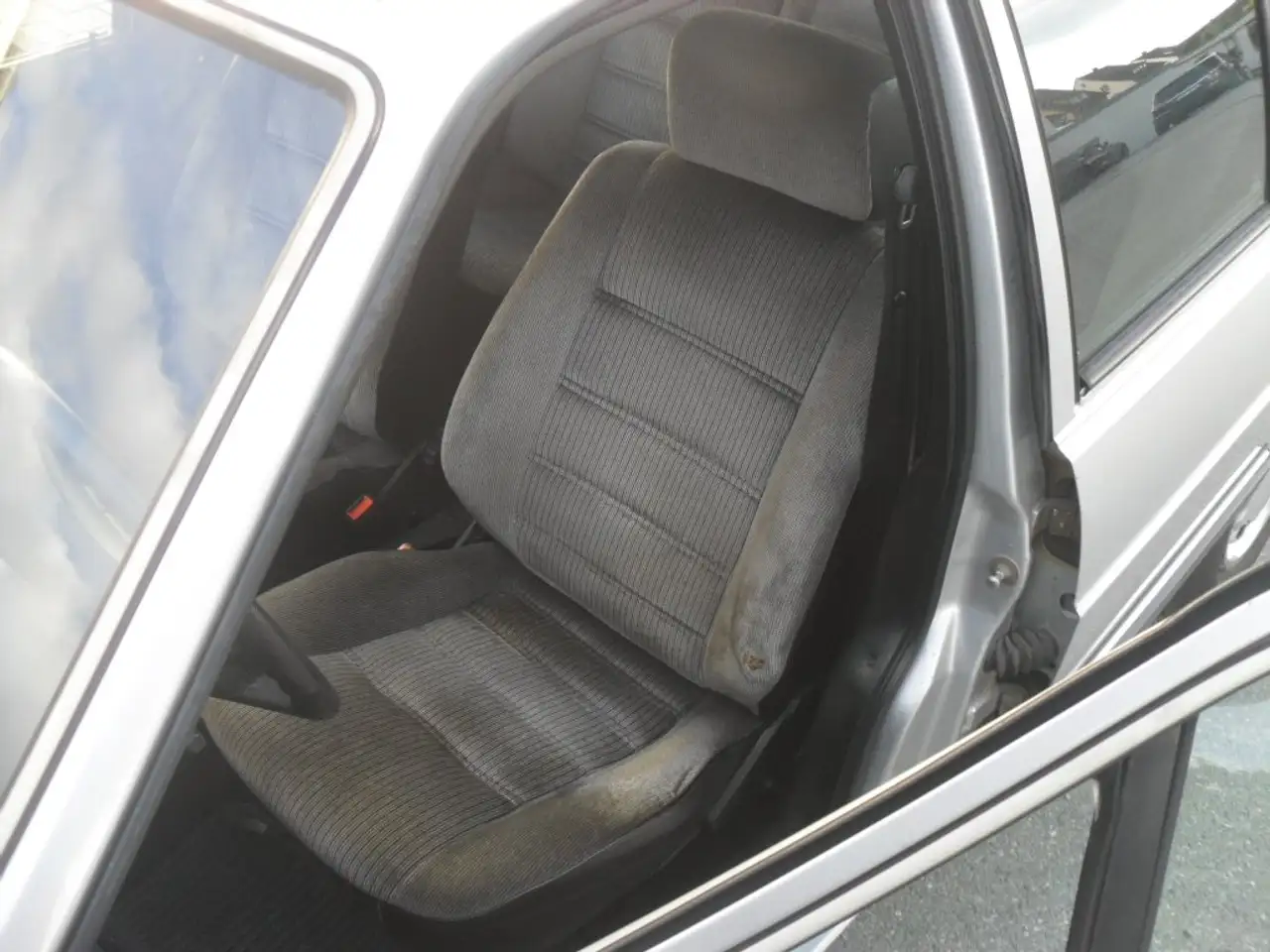 Volkswagen Santana GX5 Velour ZV el. FH 4x Servo Nebel Alu, foto 11