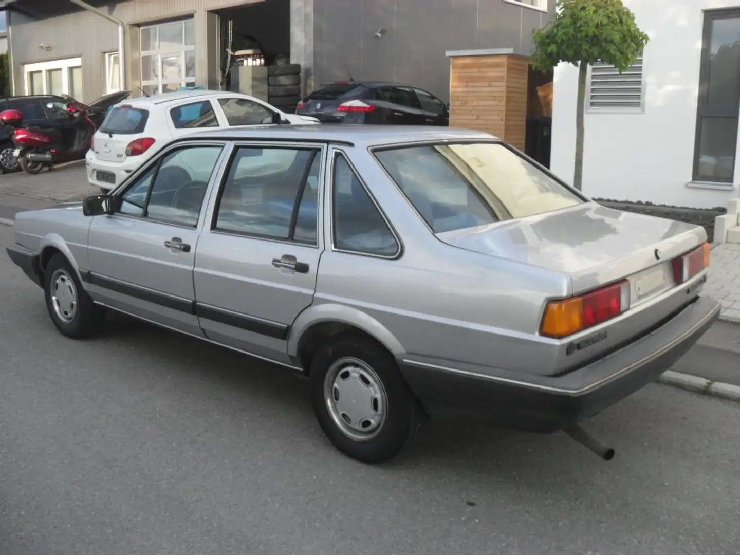 Volkswagen Santana GX5 Velour ZV el. FH 4x Servo Nebel Alu Plateado - 2