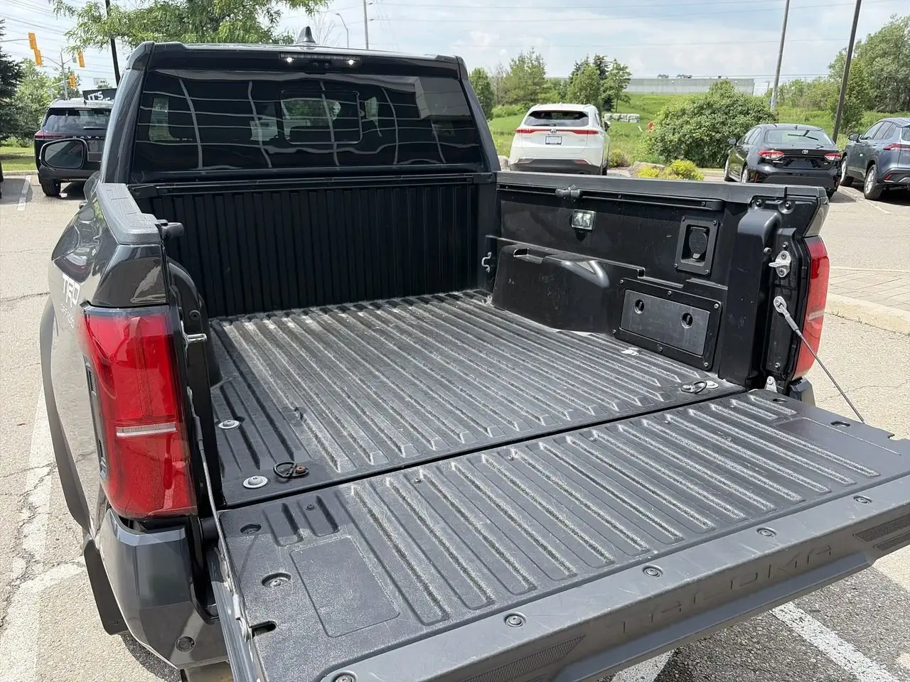 Toyota Tacoma снимка Toyota Tacoma