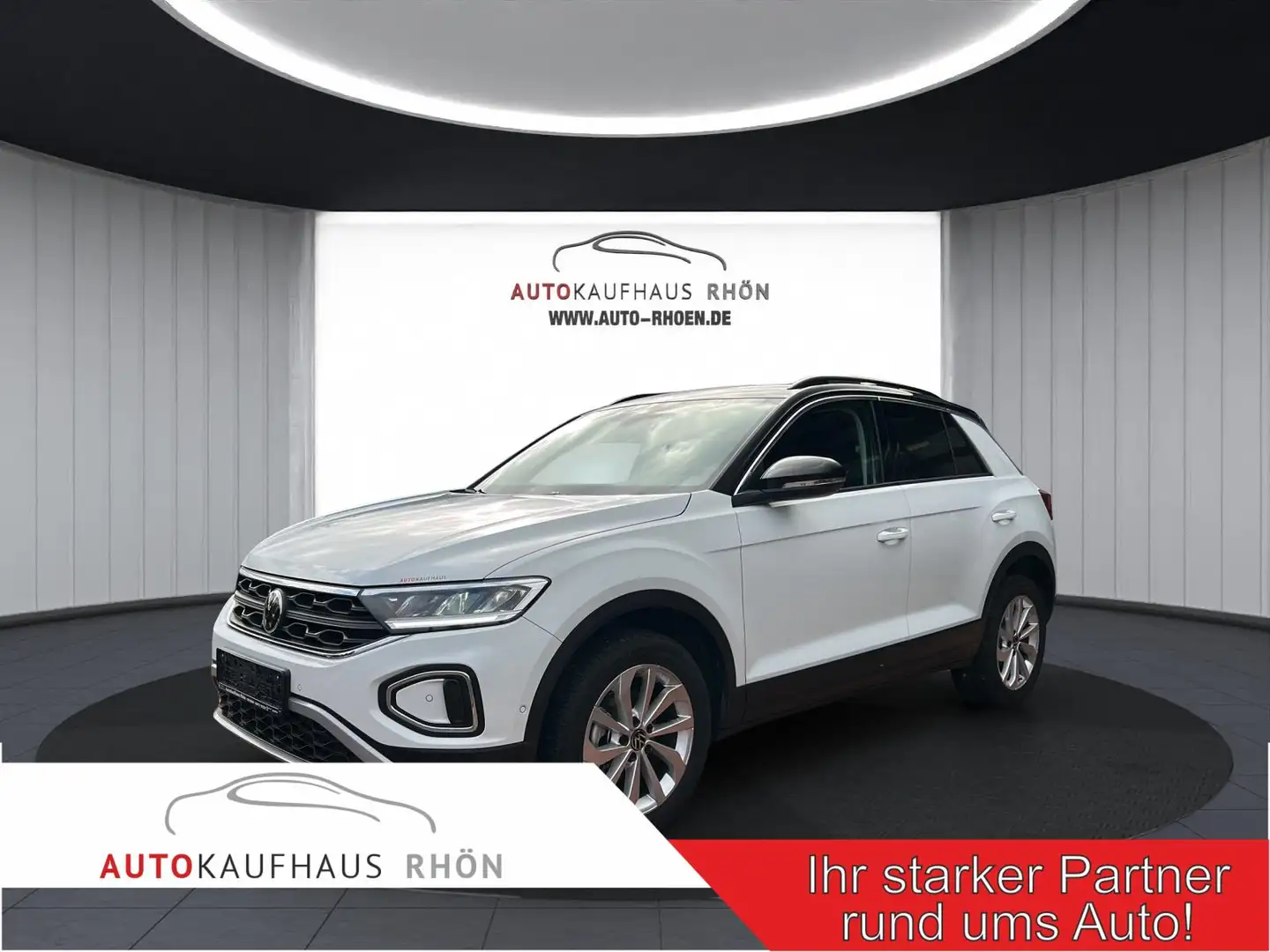 Volkswagen T-Roc T-Roc 1.5 TSI Life AHK*RFK*APP Schwarz - 1