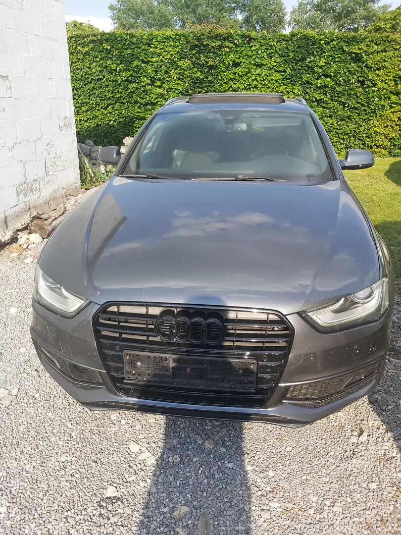 Audi A4 A4 Avant 1.8 TFSI S line Grijs - 2