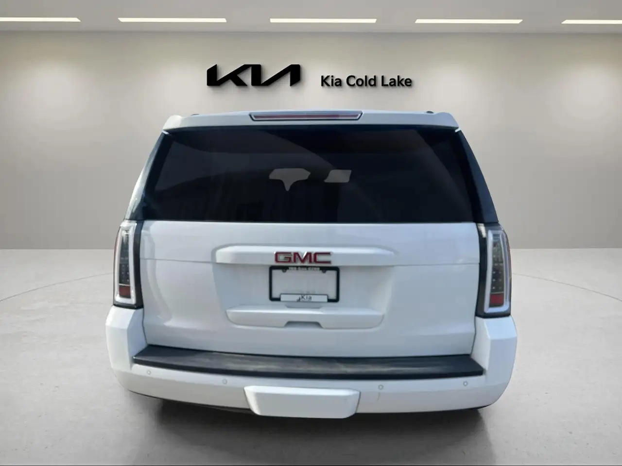 GMC Yukon снимка GMC Yukon