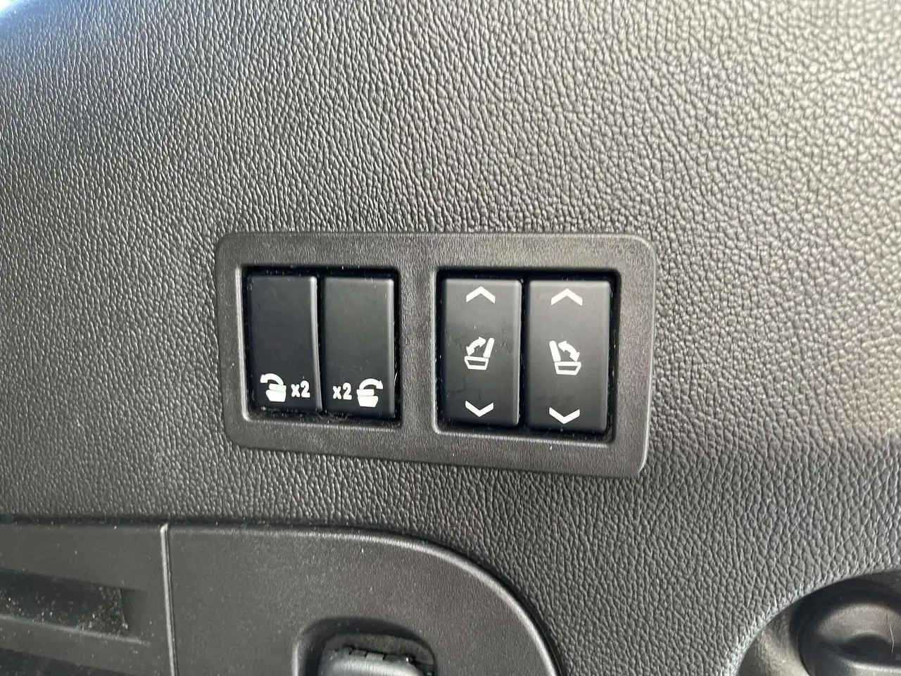 GMC Yukon снимка GMC Yukon
