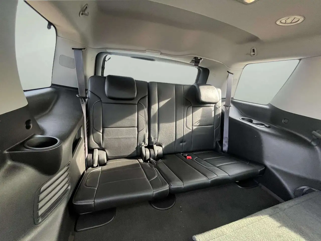 GMC Yukon снимка GMC Yukon