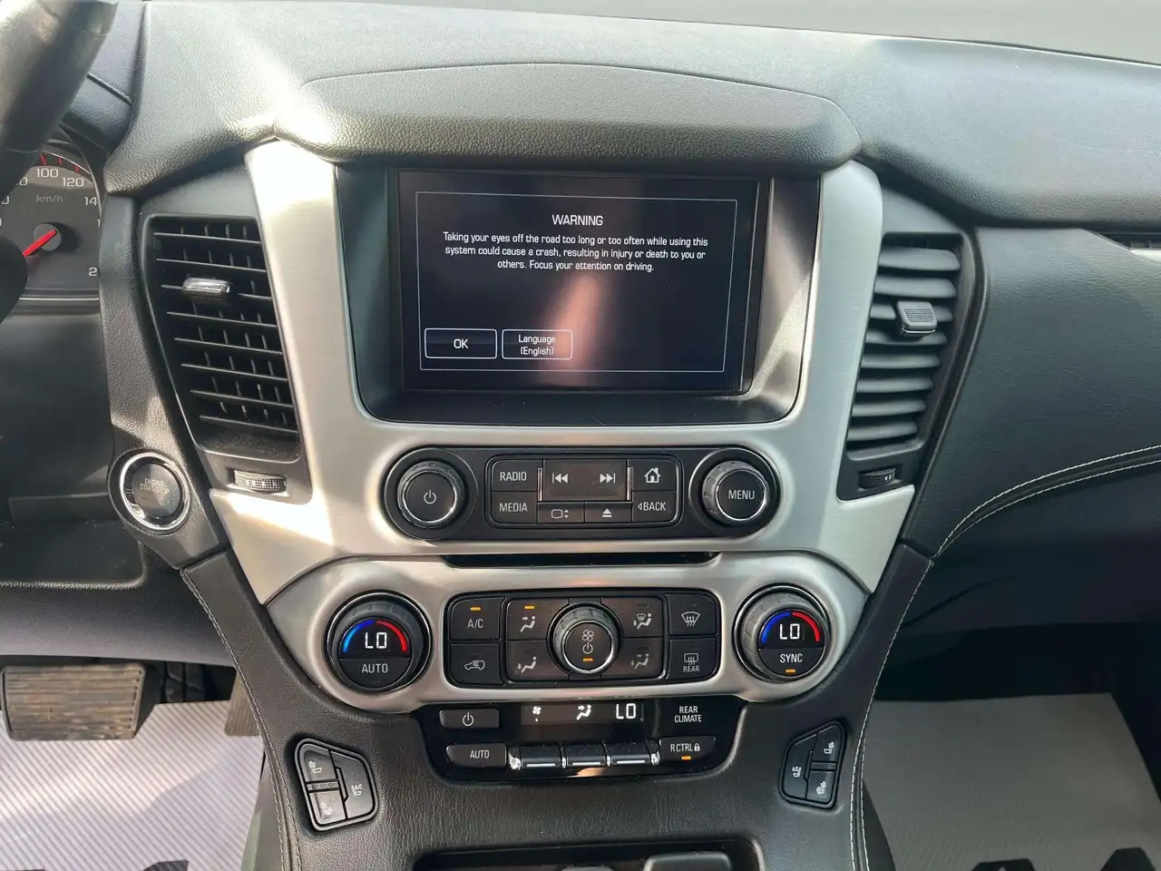 GMC Yukon снимка GMC Yukon