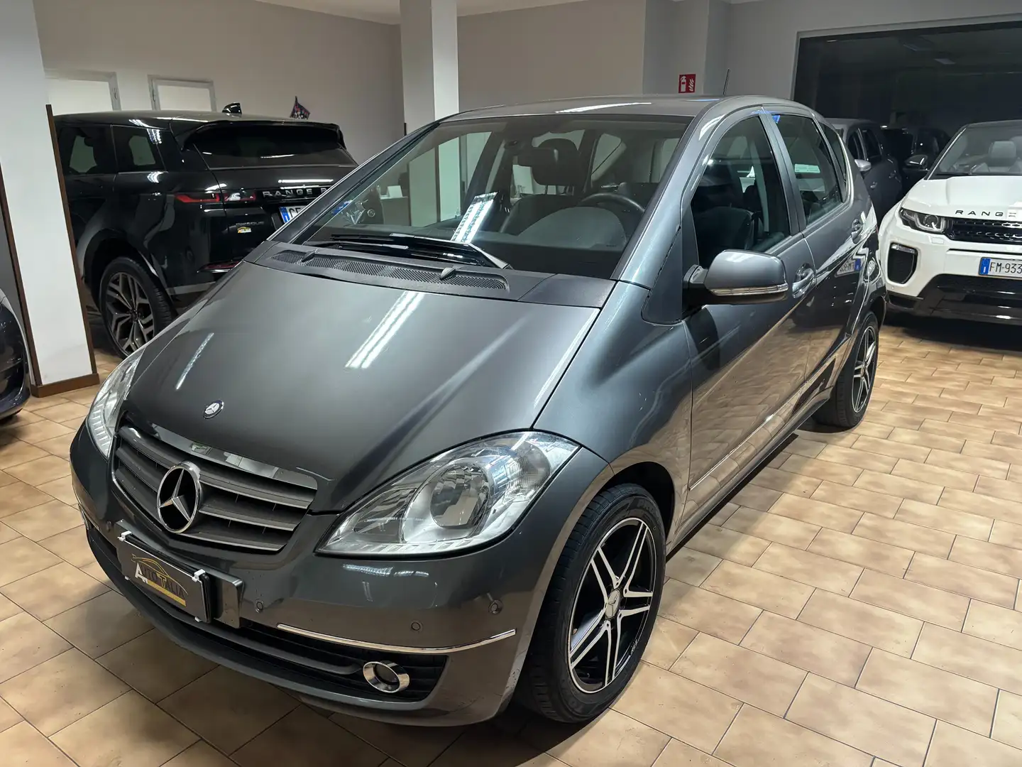 Mercedes-Benz A 160 cdi Style auto*62000 KM*NEOPATENTATI Grigio - 1