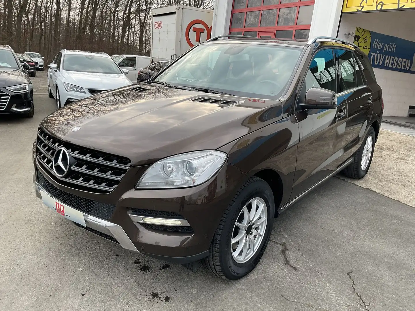 Mercedes-Benz ML 250 CDI BlueTec Navi Leder AHK 3,5t Tempomat Marrón - 1