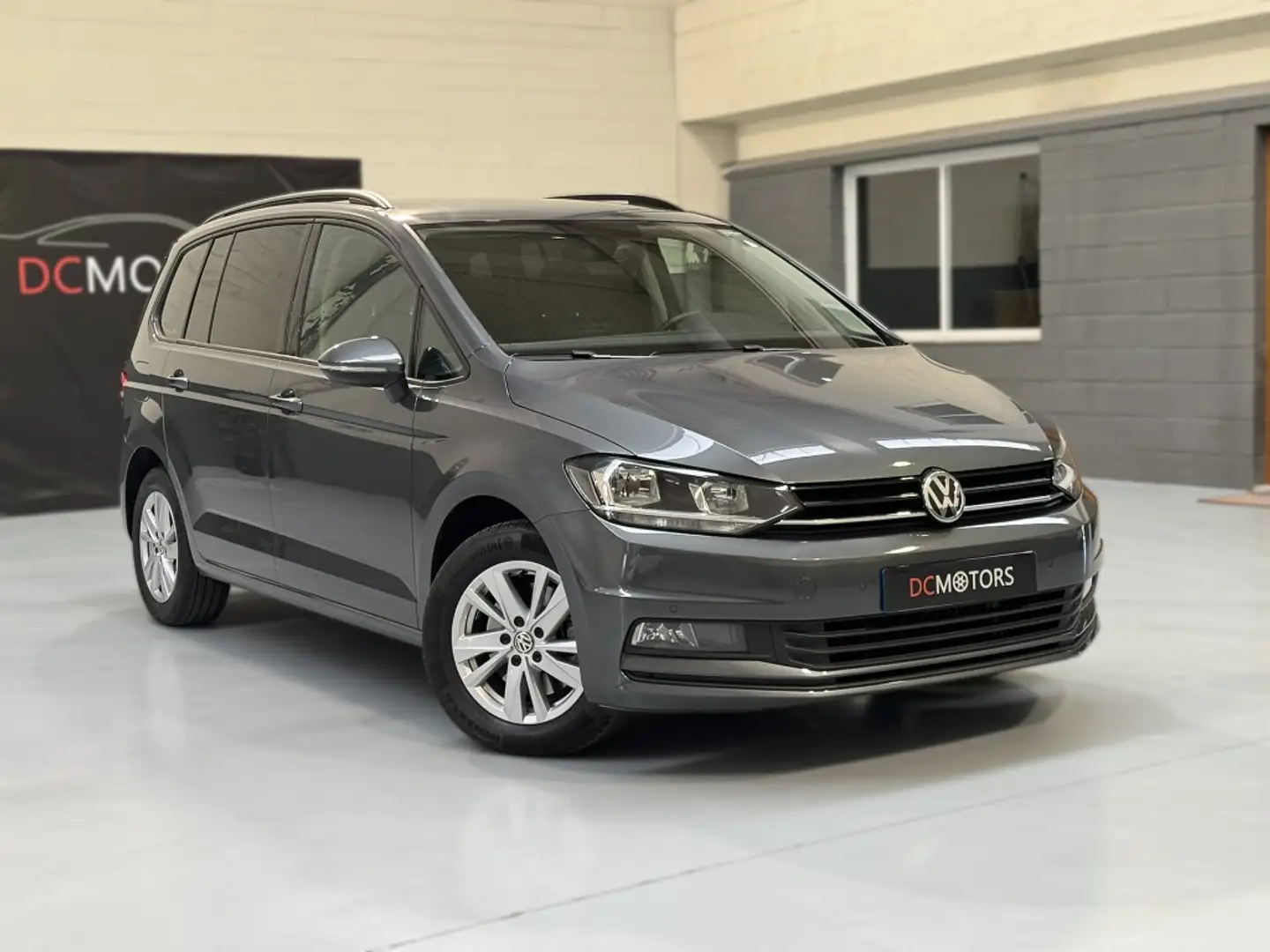 Volkswagen Touran 2.0TDI CR BMT Advance 85kW Gris - 2