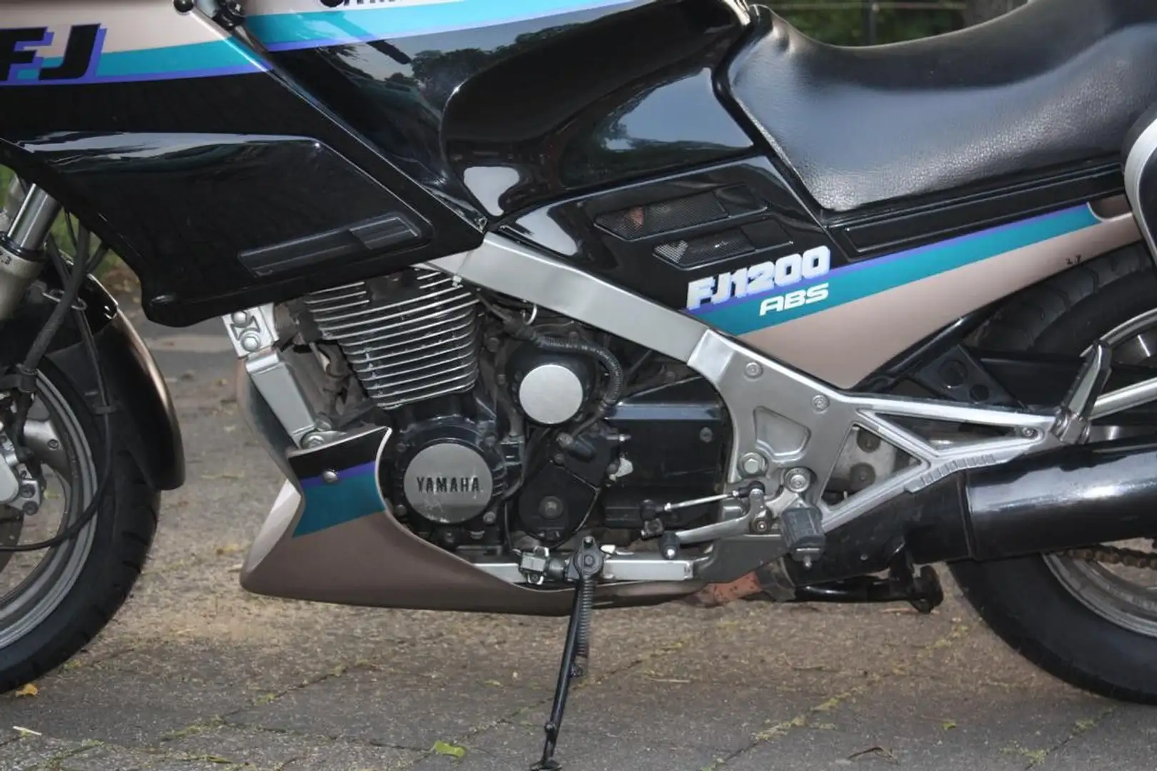 Yamaha FJ 1200 ABS Koffer Reifen neu Or - 2