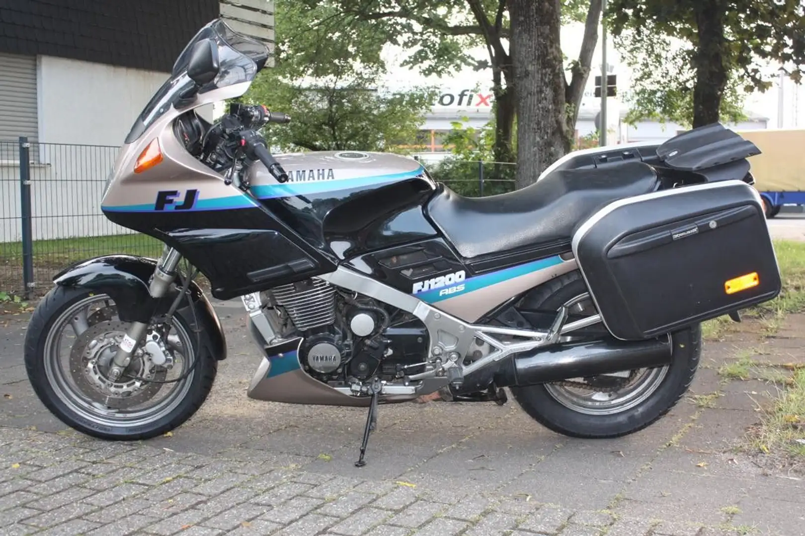 Yamaha FJ 1200 ABS Koffer Reifen neu Or - 1