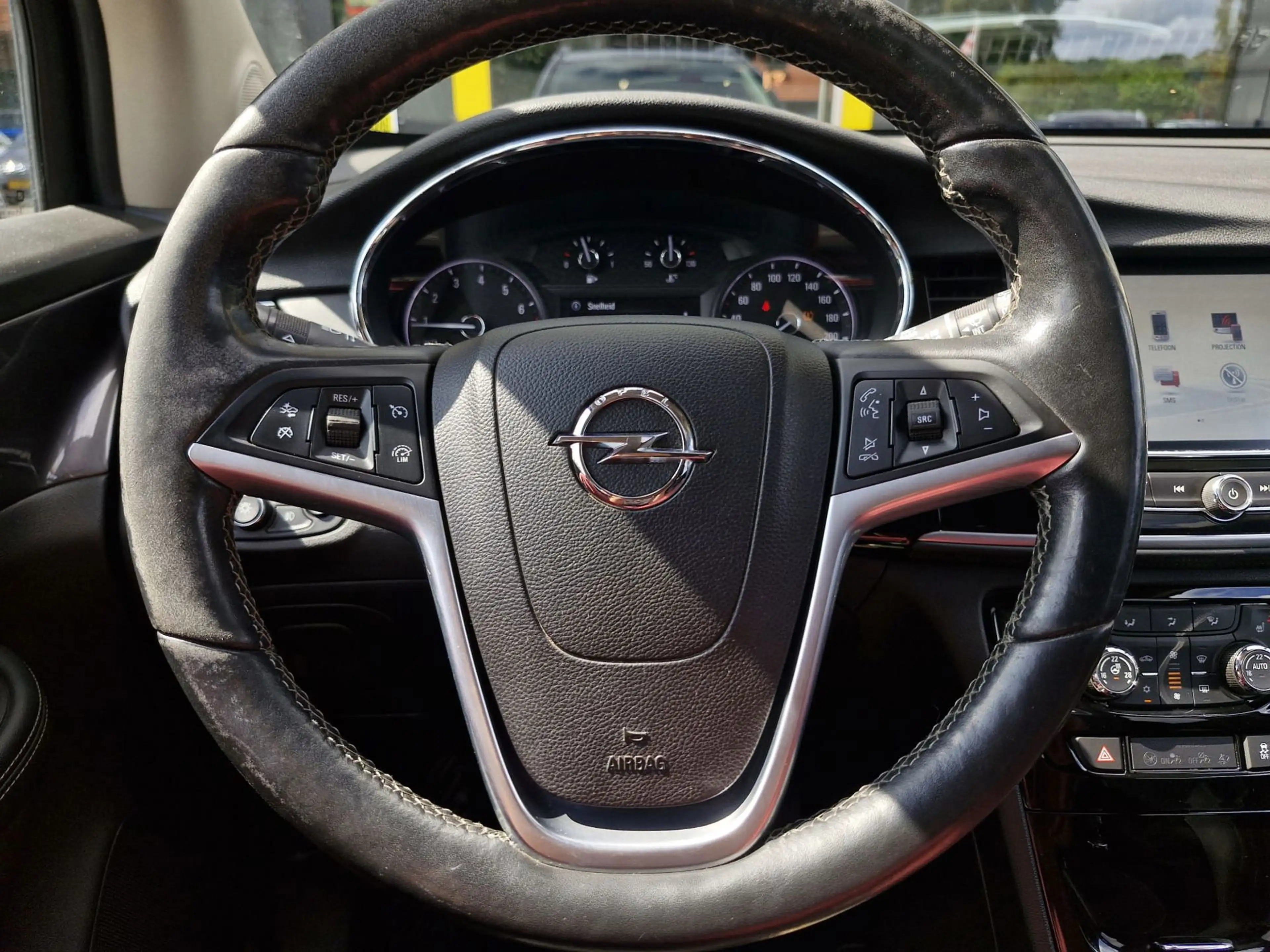 Opel Mokka X 1.4 Turbo Innovation Sunroof | Trekhaak | Parkeer — photo 19