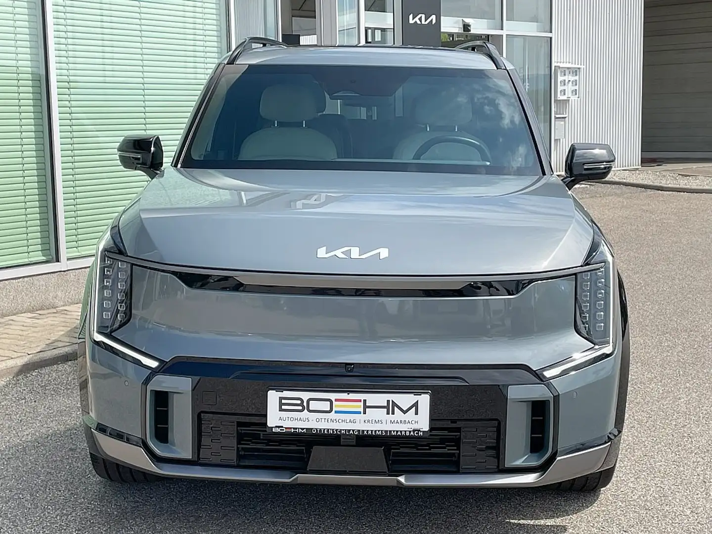 Kia EV9 AWD 99.8kWh GT-Line Aut. Зелений - 2