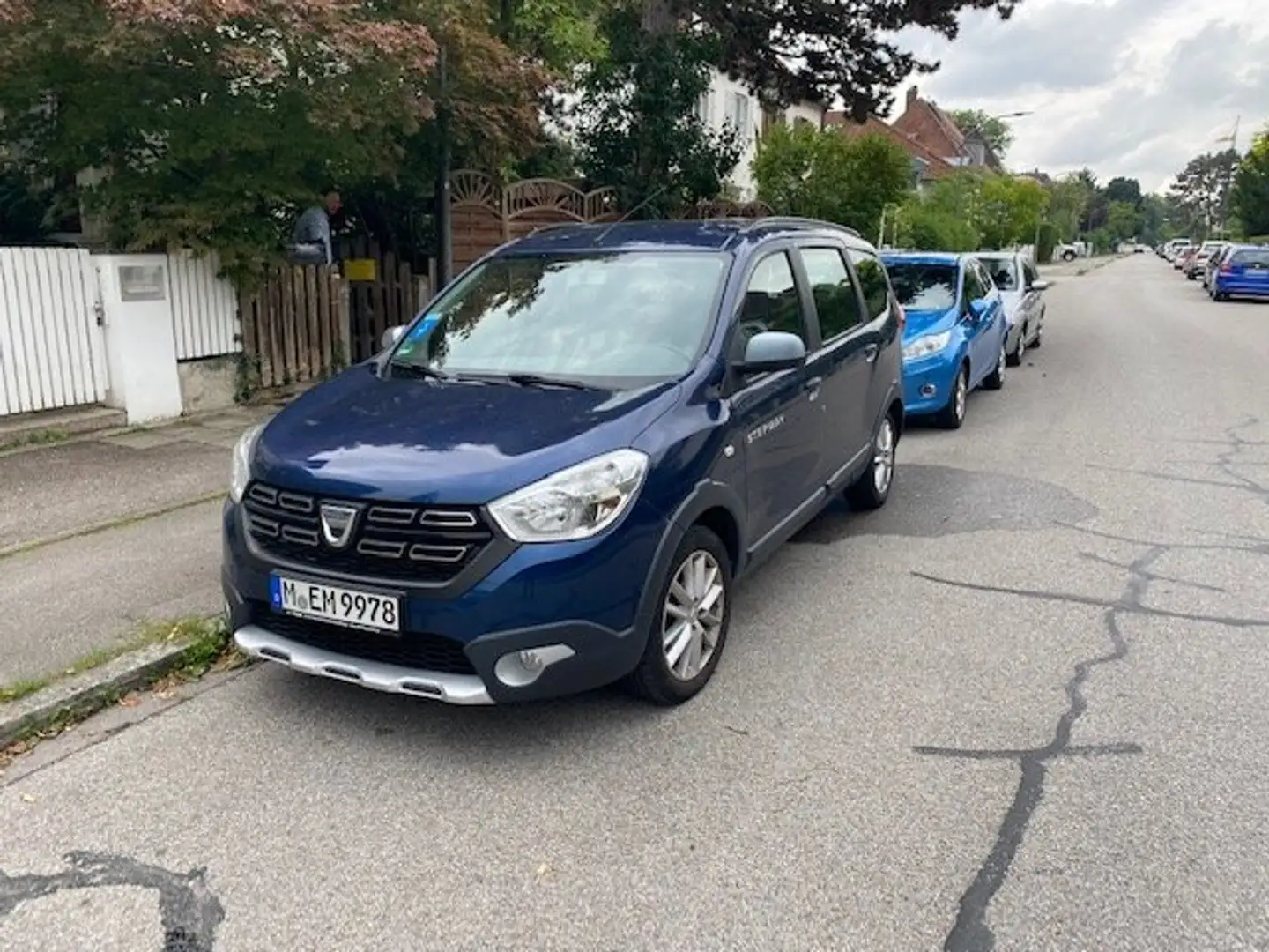 Dacia Lodgy Lodgy TCe 115 Stepway Albastru - 1