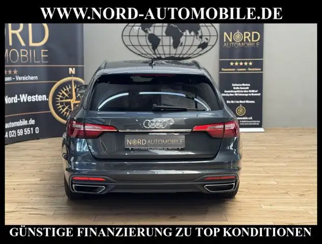 Audi A4 view 10