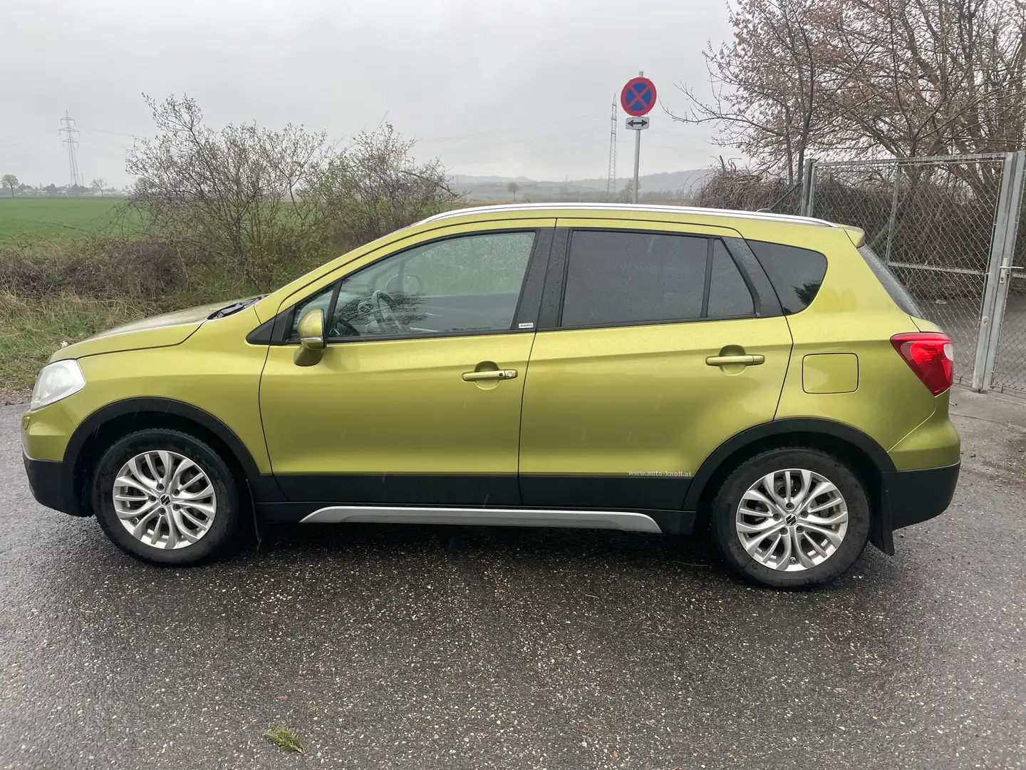 Suzuki SX4 S-Cross SX4 S-Cross 1,6 DDiS Allgrip ID shine  shine Grün - 1