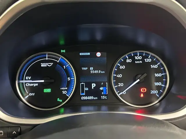 Mitsubishi Eclipse Cross view 28