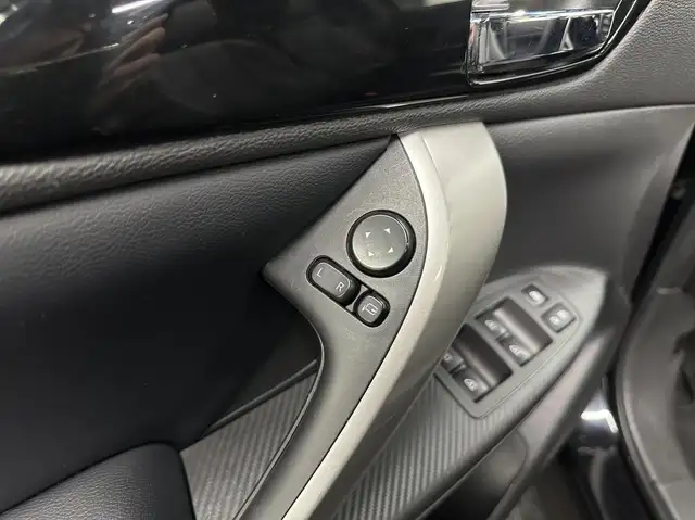 Mitsubishi Eclipse Cross view 19