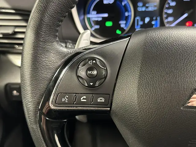 Mitsubishi Eclipse Cross view 23