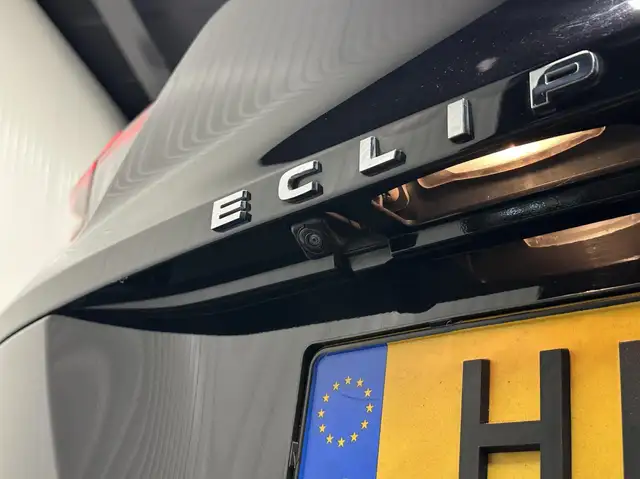 Mitsubishi Eclipse Cross view 10
