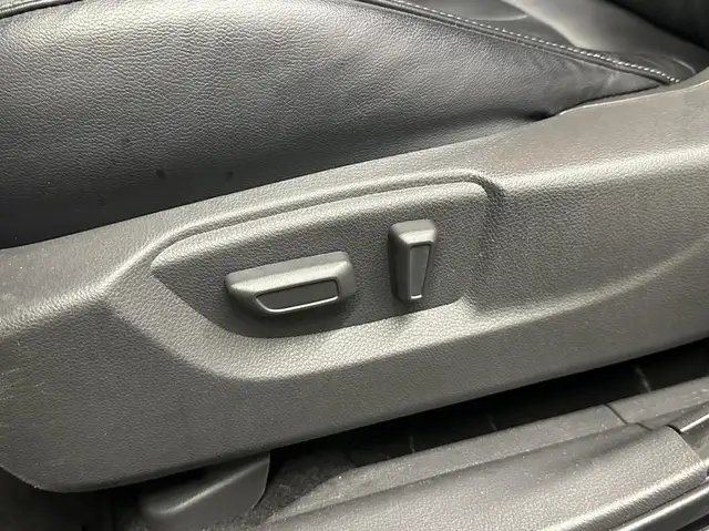 Mitsubishi Eclipse Cross view 18
