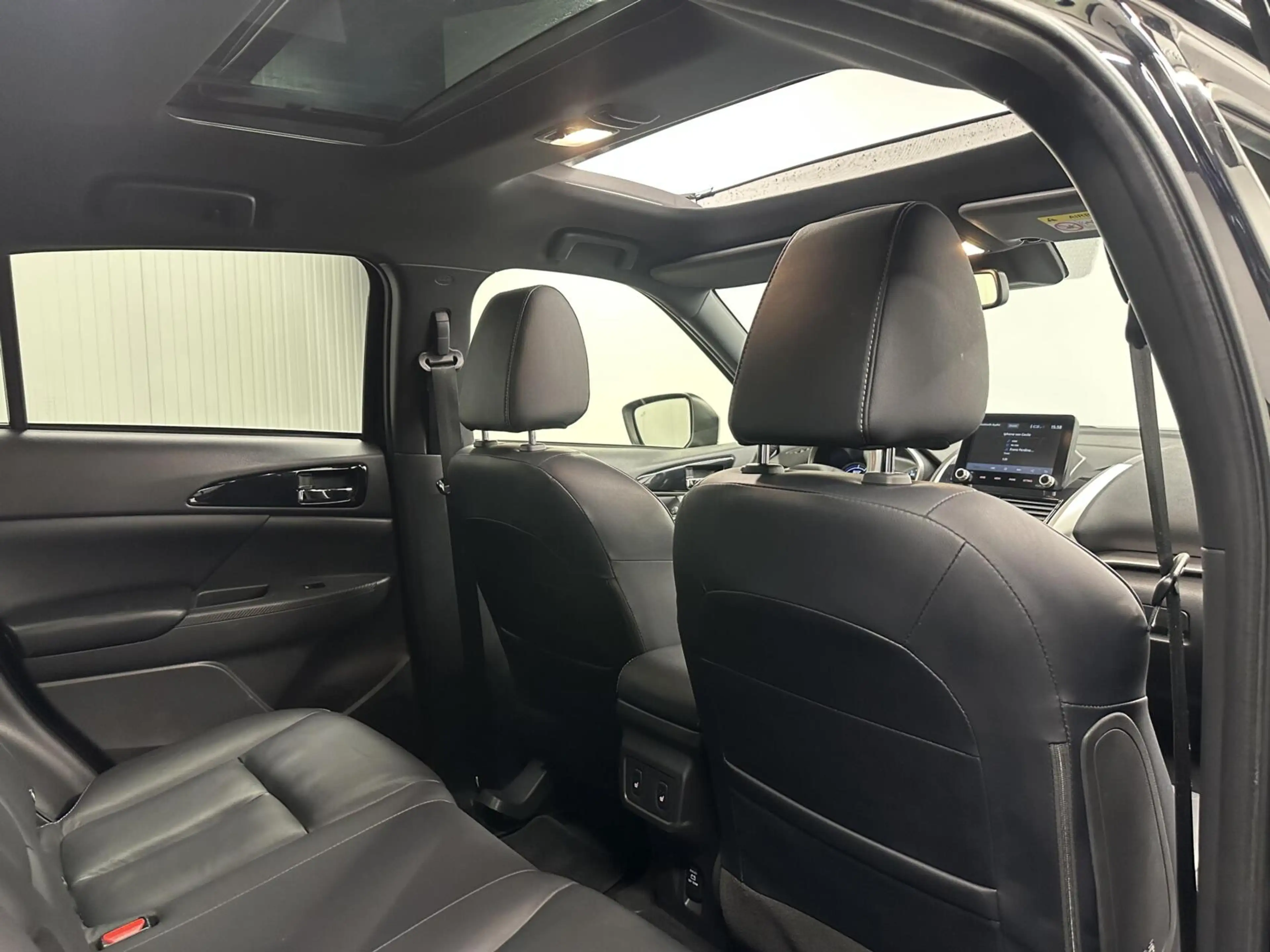 Mitsubishi Eclipse Cross 2.4 PHEV Executive PANO LEER CAMERA ADAPTIEF CRUIS — photo 15
