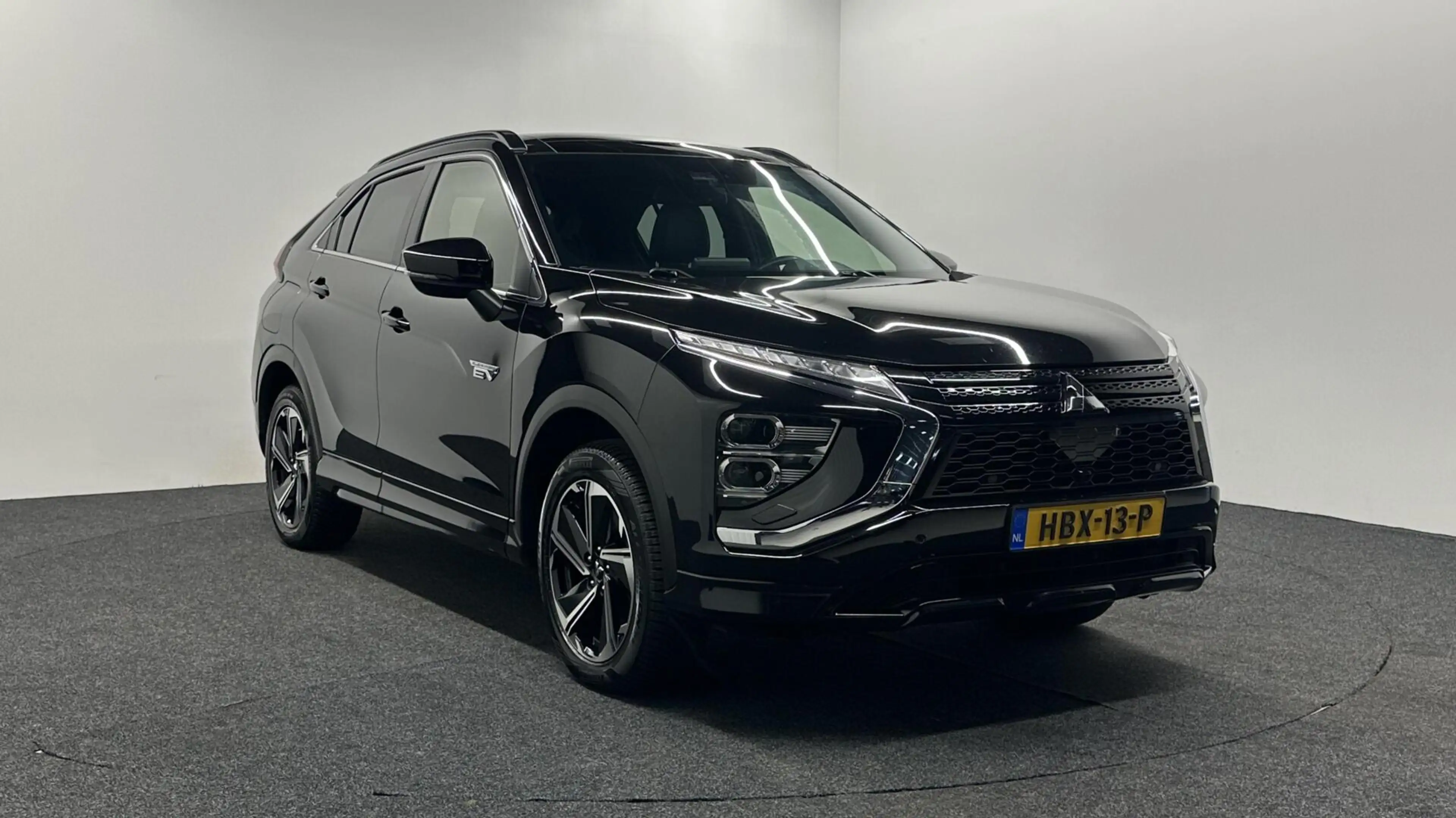 Mitsubishi Eclipse Cross 2.4 PHEV Executive PANO LEER CAMERA ADAPTIEF CRUIS — photo 3