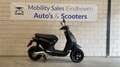 Piaggio One Electrische Bromscooter 60 km/u Nieuwstaat Zwart - thumbnail 4