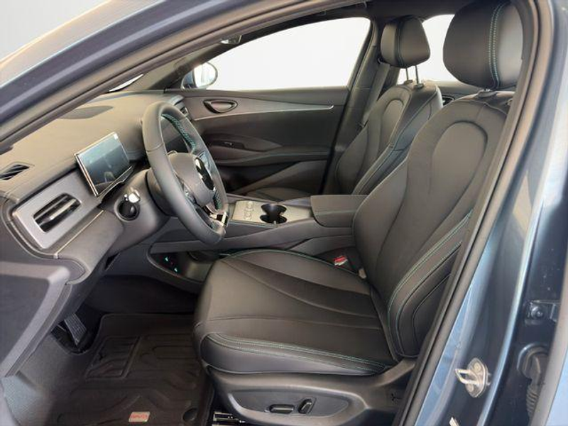 BYD Seal 6 DM-i TOURING Boost /LED/17Z/NAV/ACC/RFK 135 kW ... — photo 6