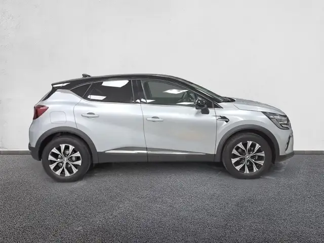 Renault Captur view 5