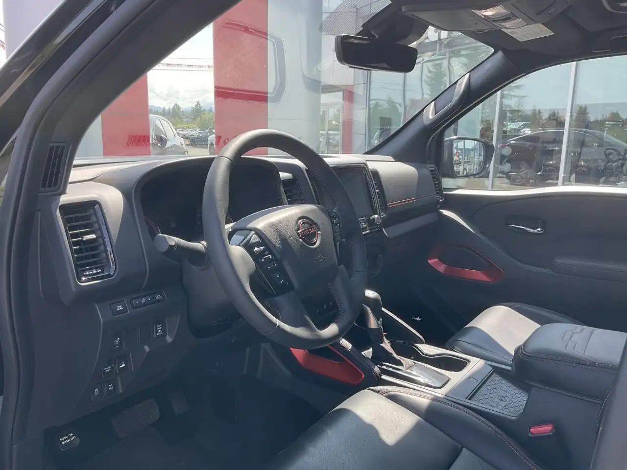 Nissan Frontier снимка Nissan Frontier