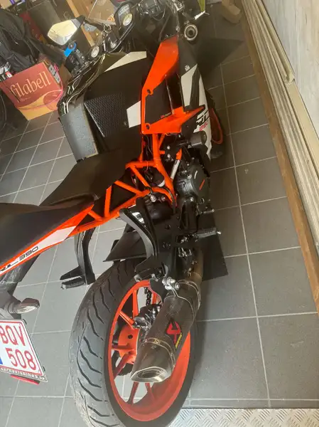 KTM RC 390 - foto 2
