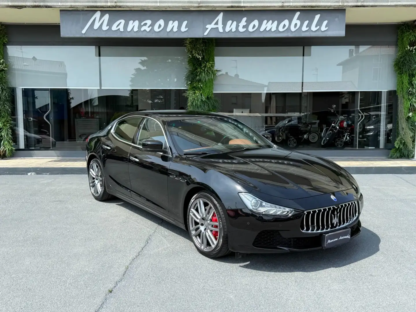 Maserati Ghibli V6 Nero - 1