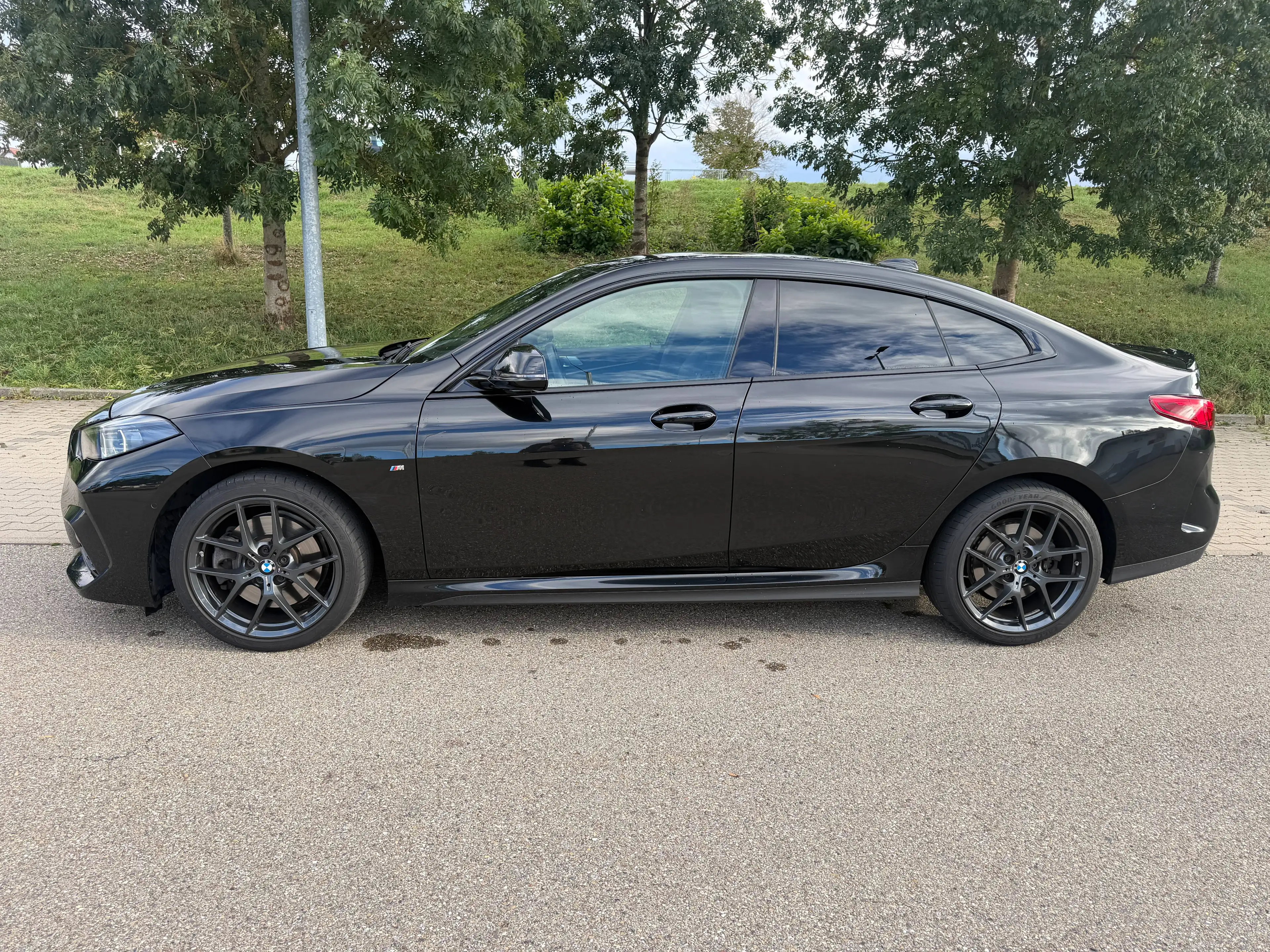 BMW 220 220 i M Sport + LED + NAVI + ALCANTARA + 0% FINANZIERUNG — photo 12
