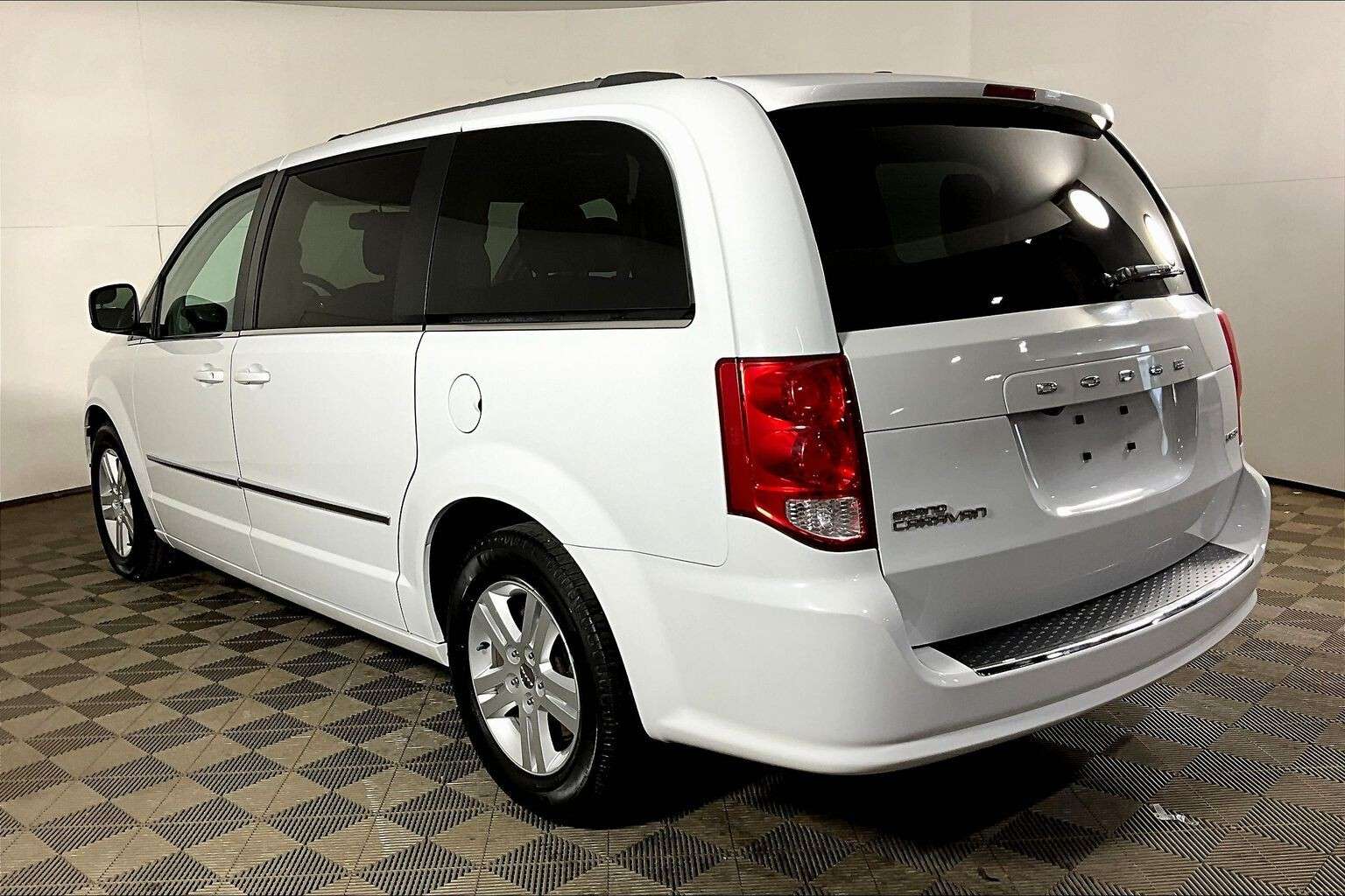 used 2015 Dodge Grand Caravan car, priced at $14,298
