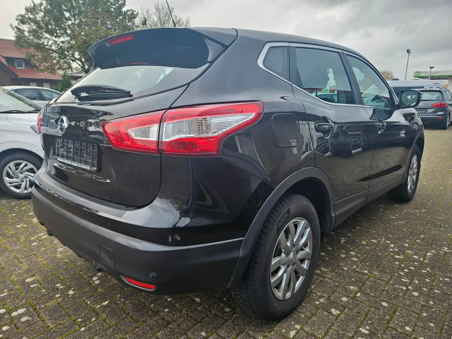 Nissan Qashqai Visia AHK TEMP BT PDC Schwarz - 2