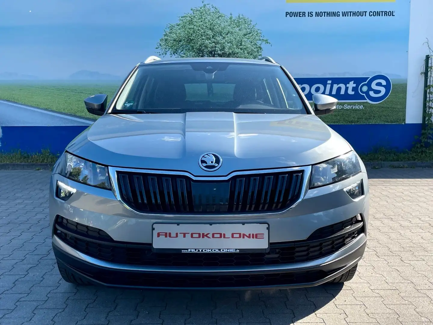 Skoda Karoq 1,5 TSI ACT DSG "Style"NAVI*1.HAND*AHK*LED Grau - 2