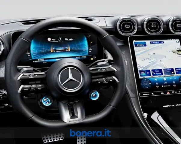 Mercedes-Benz GLC view 5