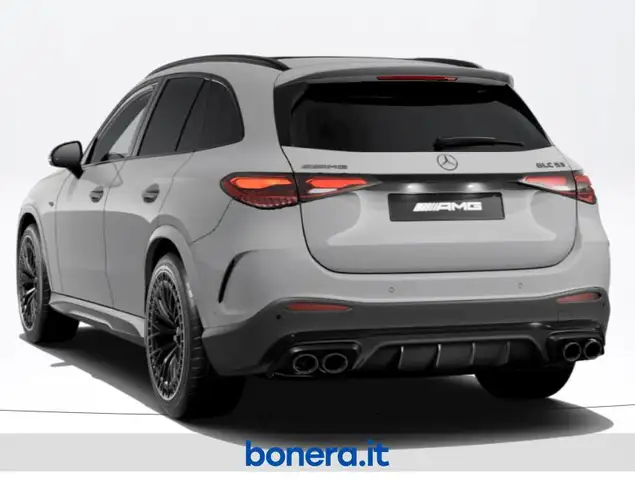 Mercedes-Benz GLC view 4