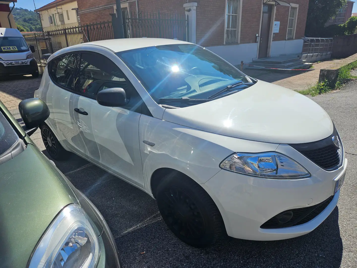 Lancia Ypsilon Ypsilon III  1.2 Elefantino Blu s Blanco - 2