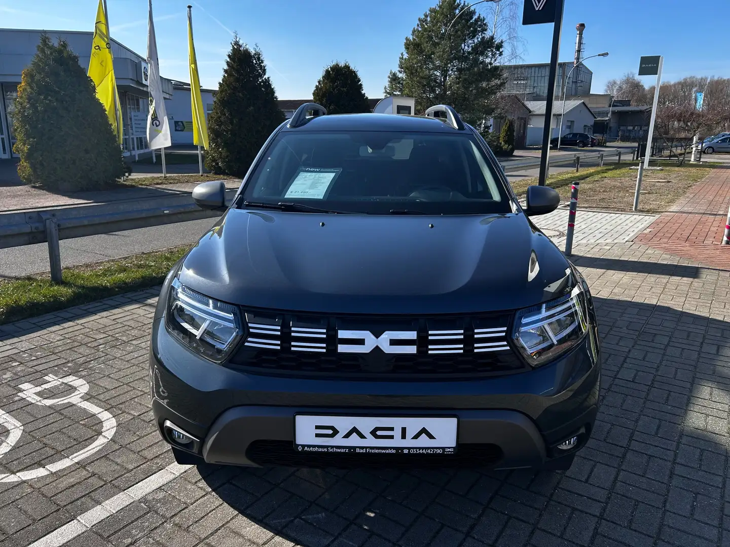 Dacia Duster Journey Grau - 2