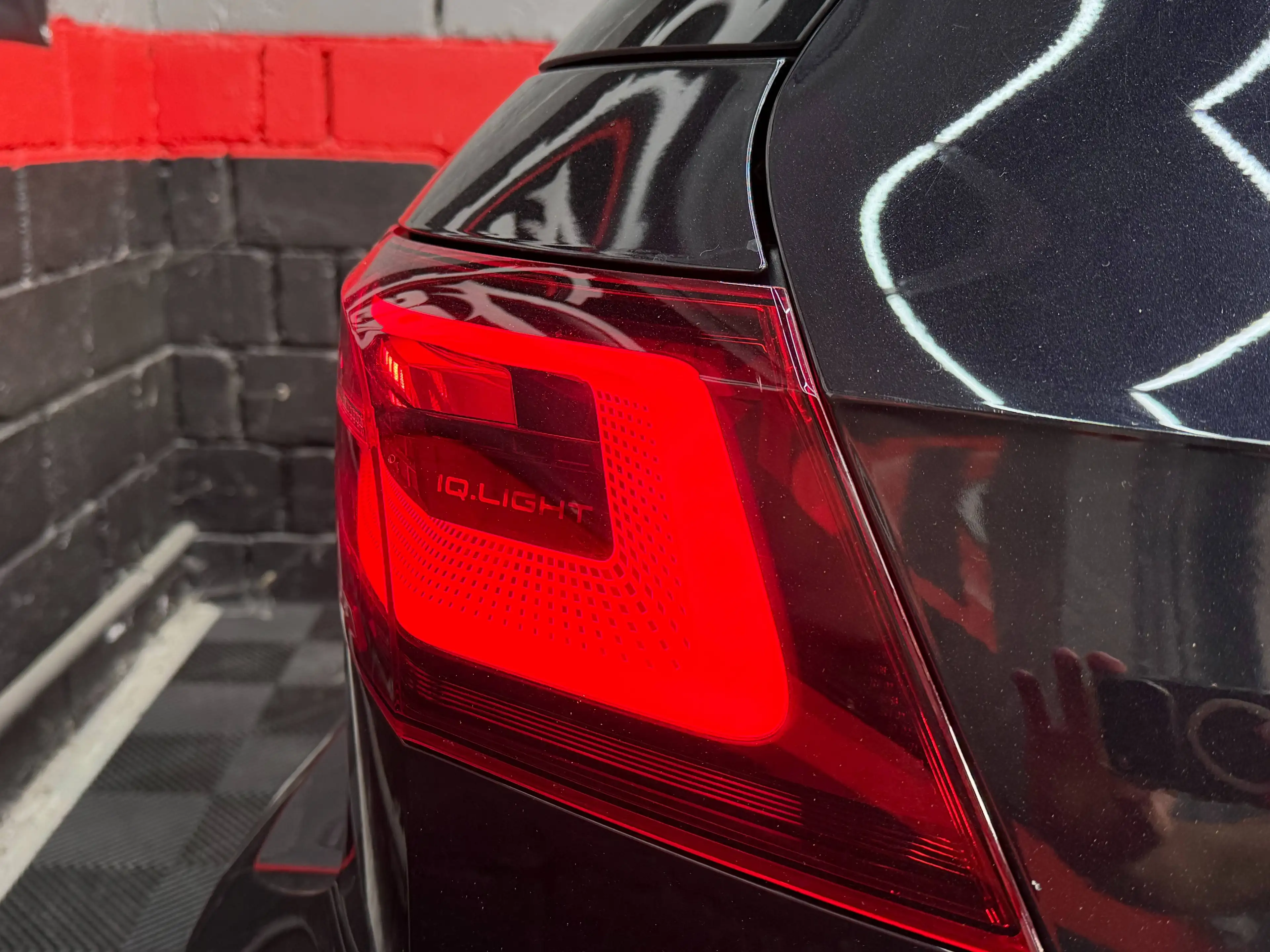 Volkswagen Golf GTI Golf 2.0 TSI GTI OPF DSG — photo 11