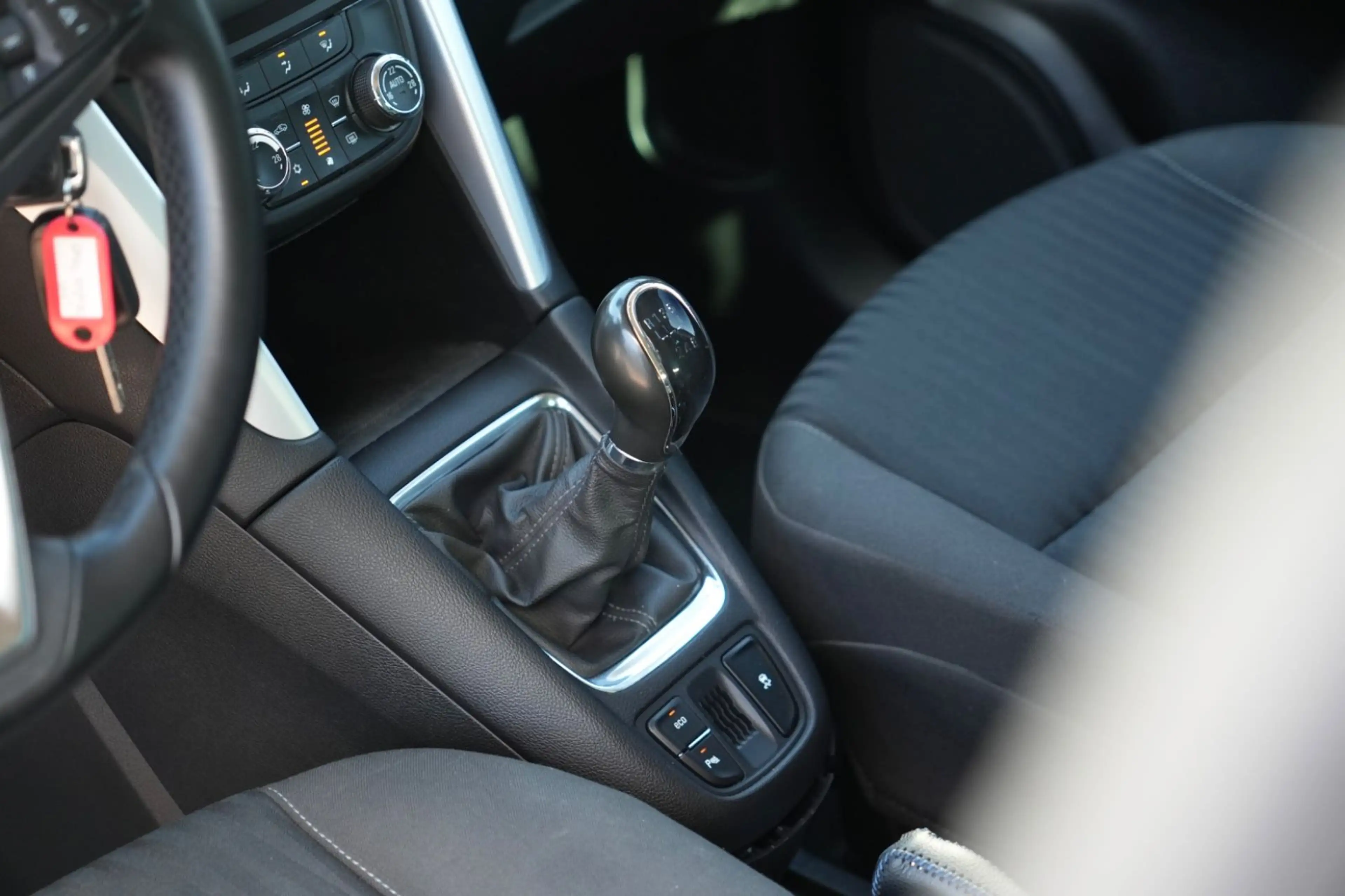 Opel Zafira C Edition Start/Stop/7-SITZE/NAVI/KAMERA — photo 24