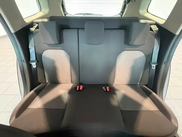 Dacia Duster view 14