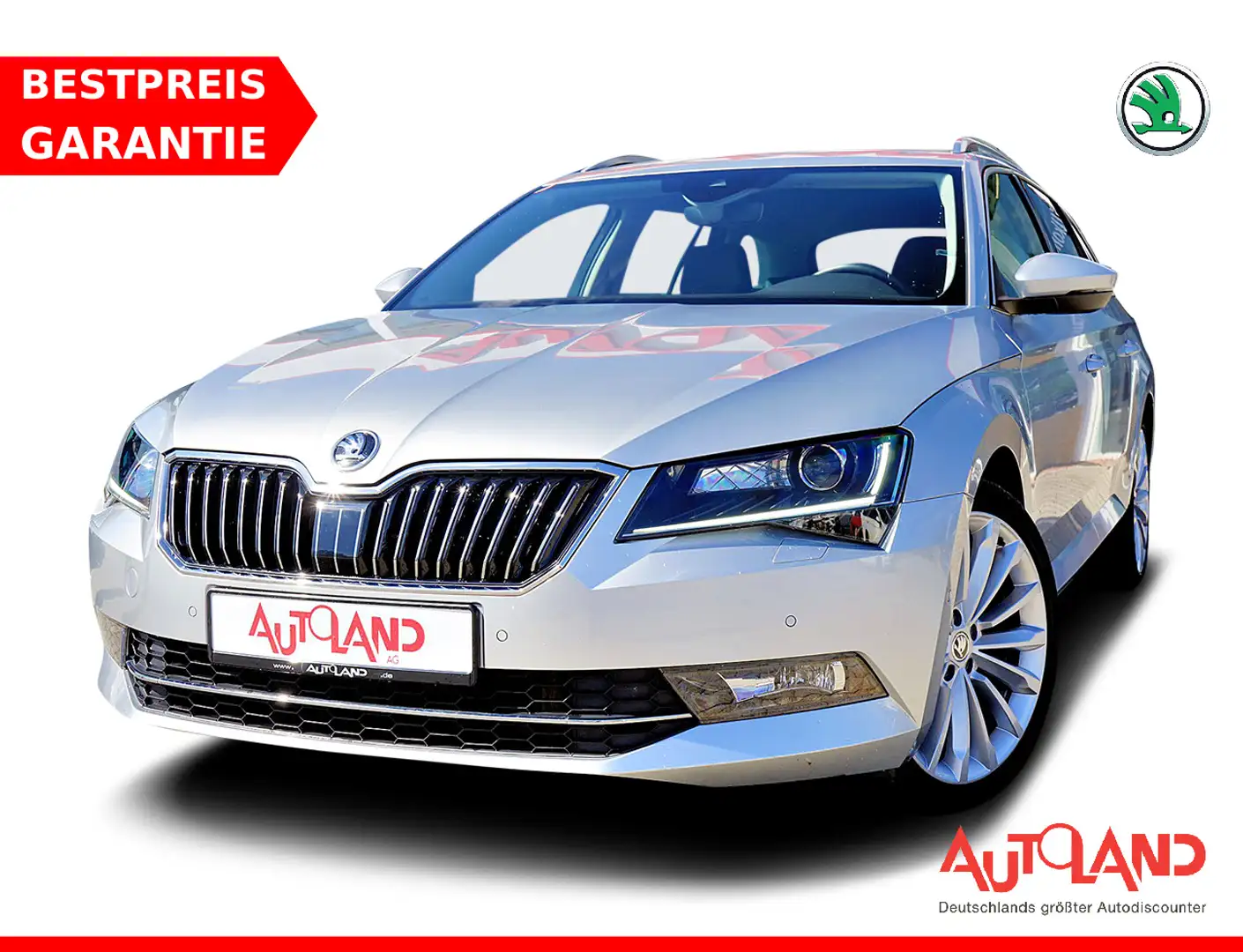Skoda Superb Combi 2.0 TDI DSG Style Columbus ACC AHK Silber - 1