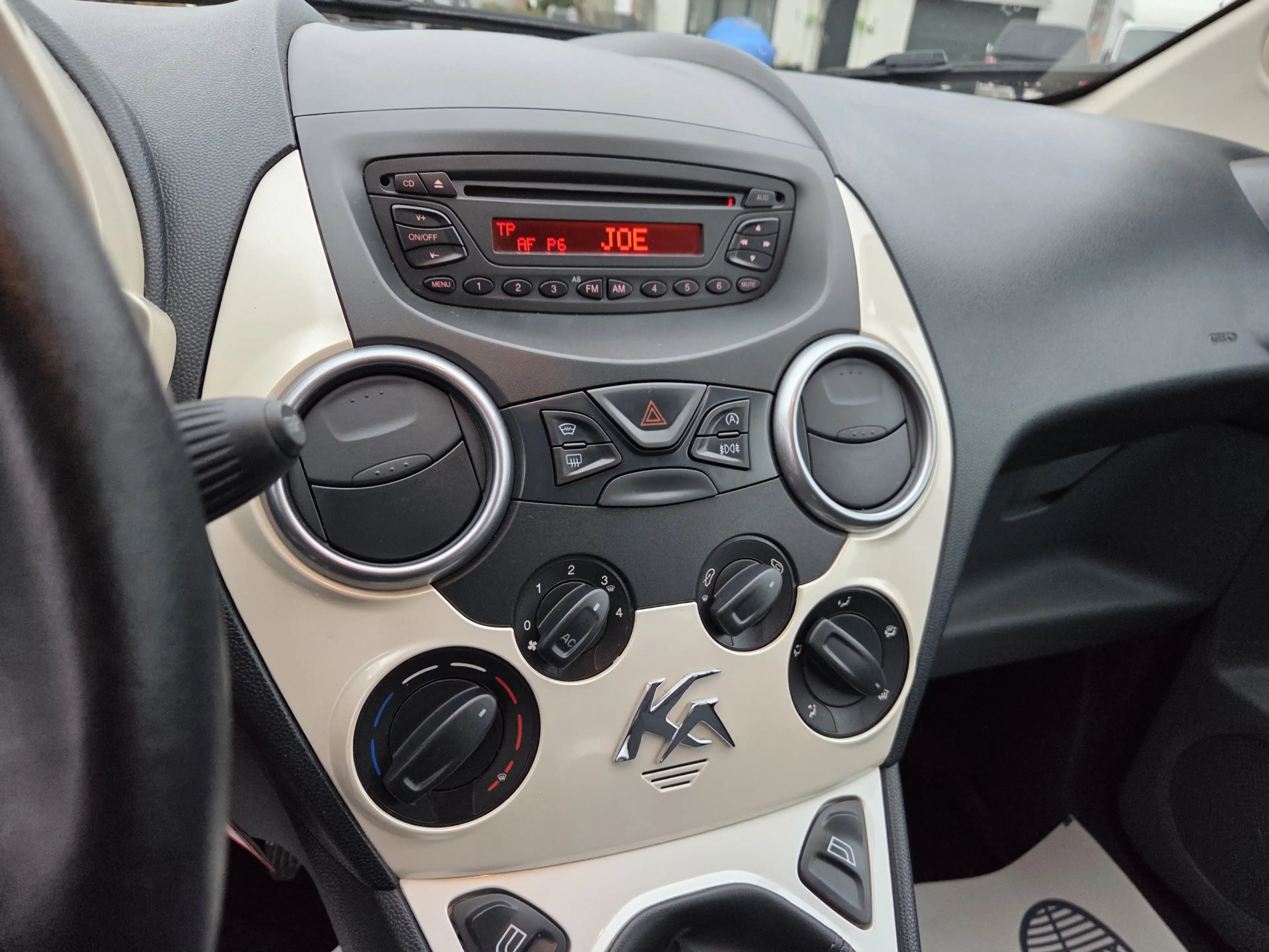 Ford Ka/Ka+ 1.2i☆1jOMNIUMGARANTIE☆AIRCO☆GROOT ONDERHOUD — photo 10