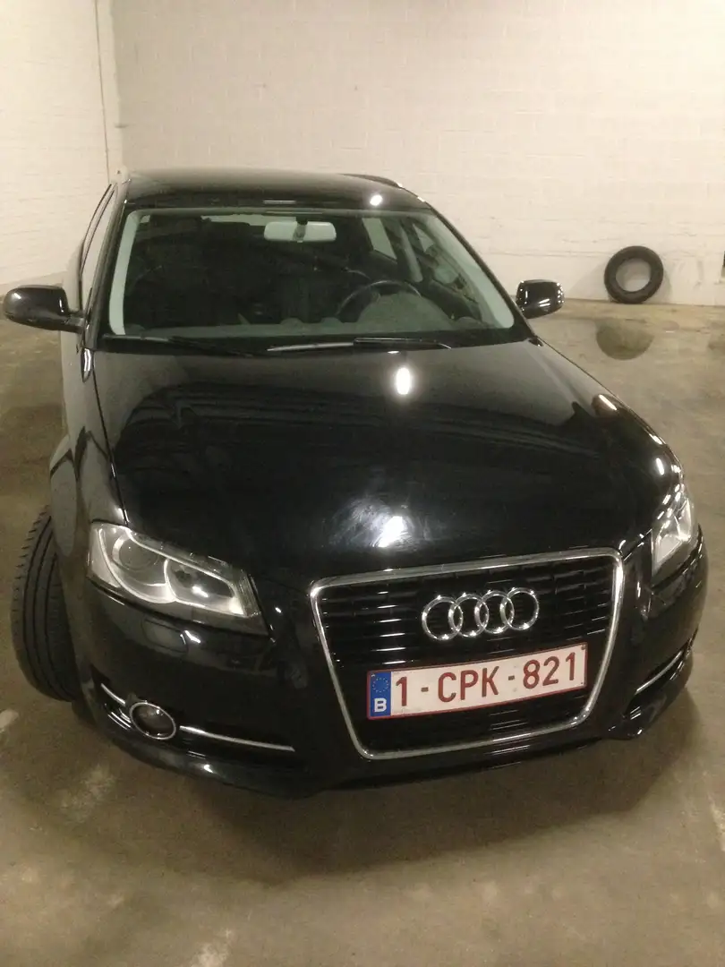 Audi A3 A3 Sportback 1.6 TDi e Attraction Start/Stop DPF Zwart - 2