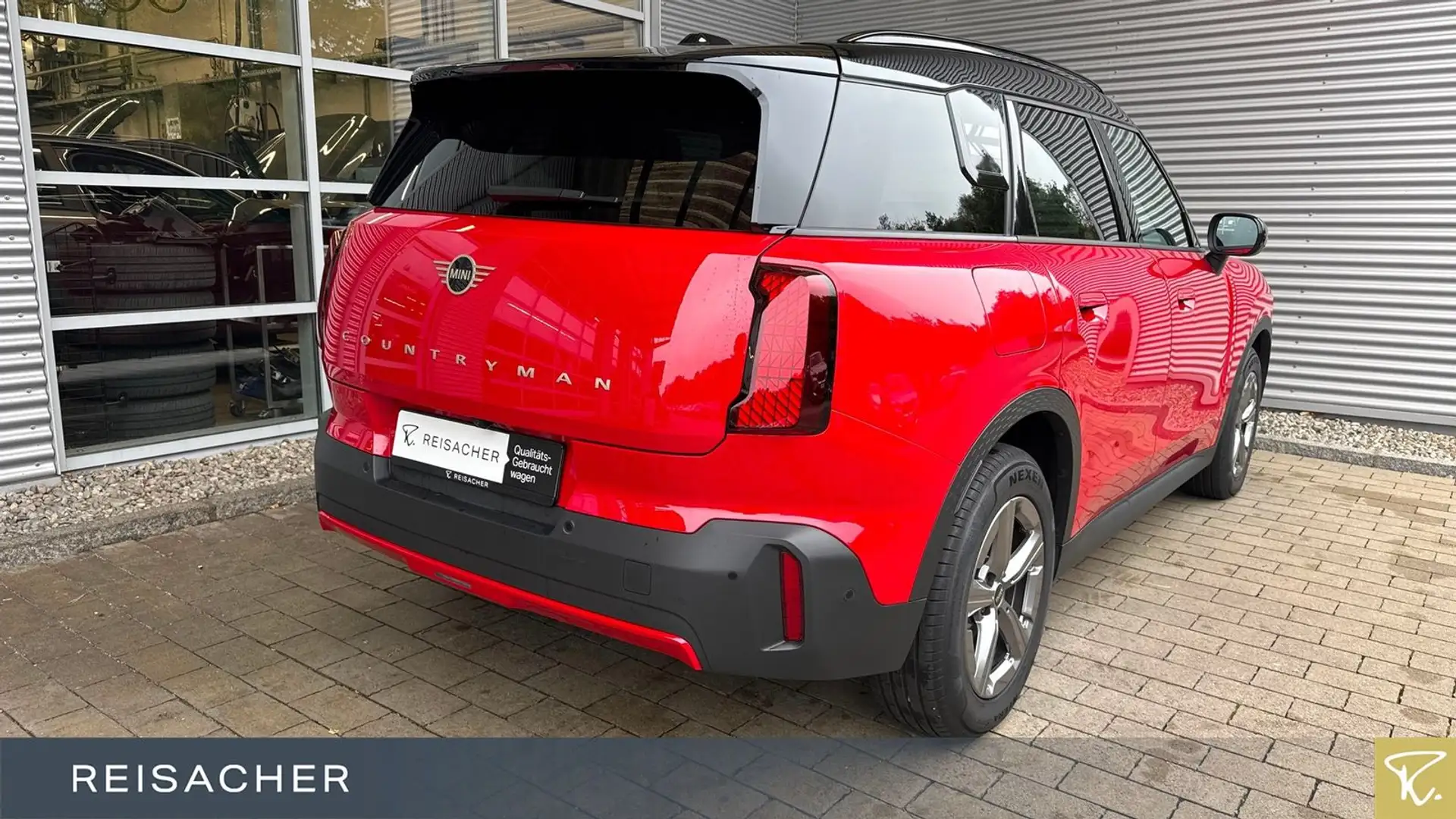 MINI Cooper D Countryman Cooper Countryman D Navi HUD LED AHK Pano 17" Rot - 2