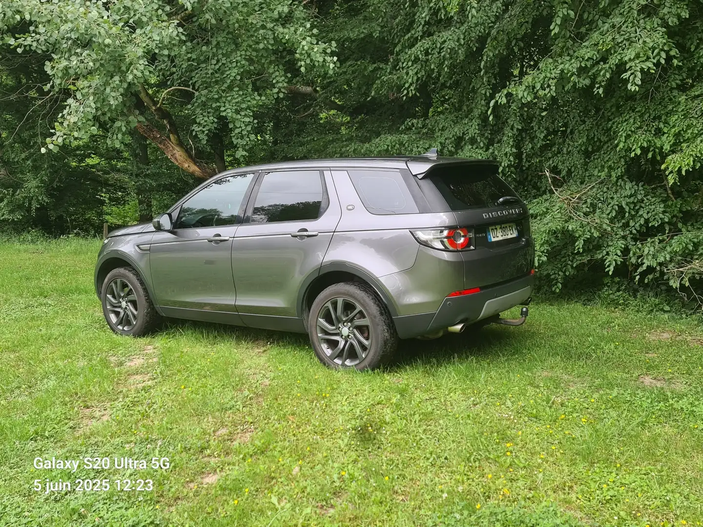 Land Rover Discovery Sport Mark I TD4 180ch HSE Luxury A - 2