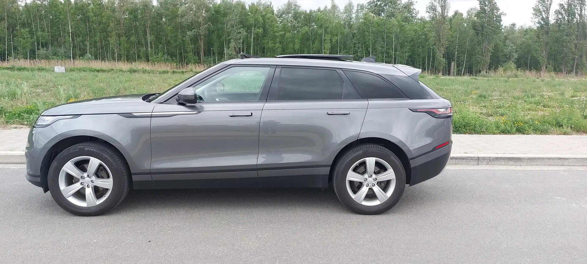 Land Rover Range Rover Velar Range Rover Velar 2.0d S Gris - 1